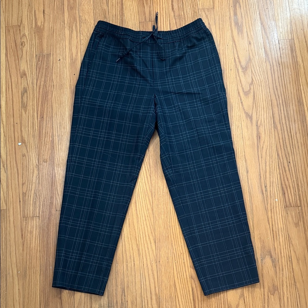 Banana Republic Women’s Casual Ankle Pant plaid